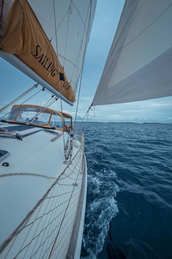 Private Sailingyacht "Guji" With Crew All Inclusive Isla Wichitupo Grande Extérieur photo